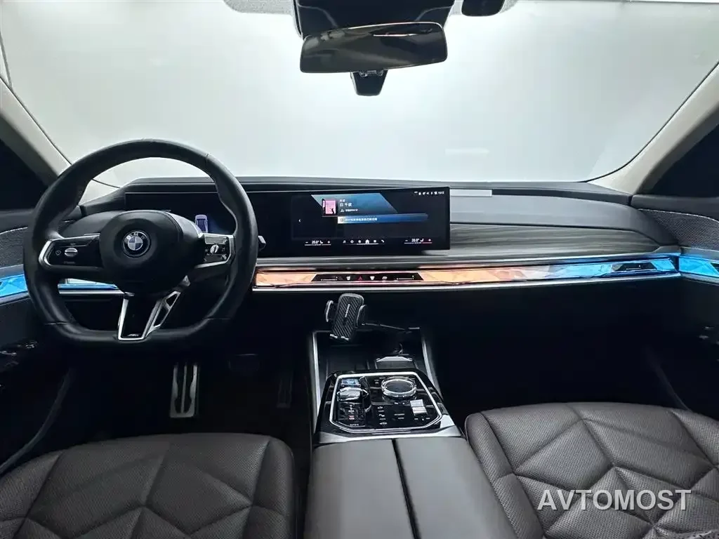 BMW i7 2023 eDrive50L Leading M Sport Package — фото 6