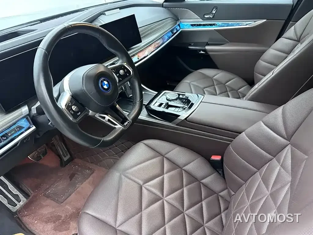 BMW i7 2023 eDrive50L Leading M Sport Package — фото 7