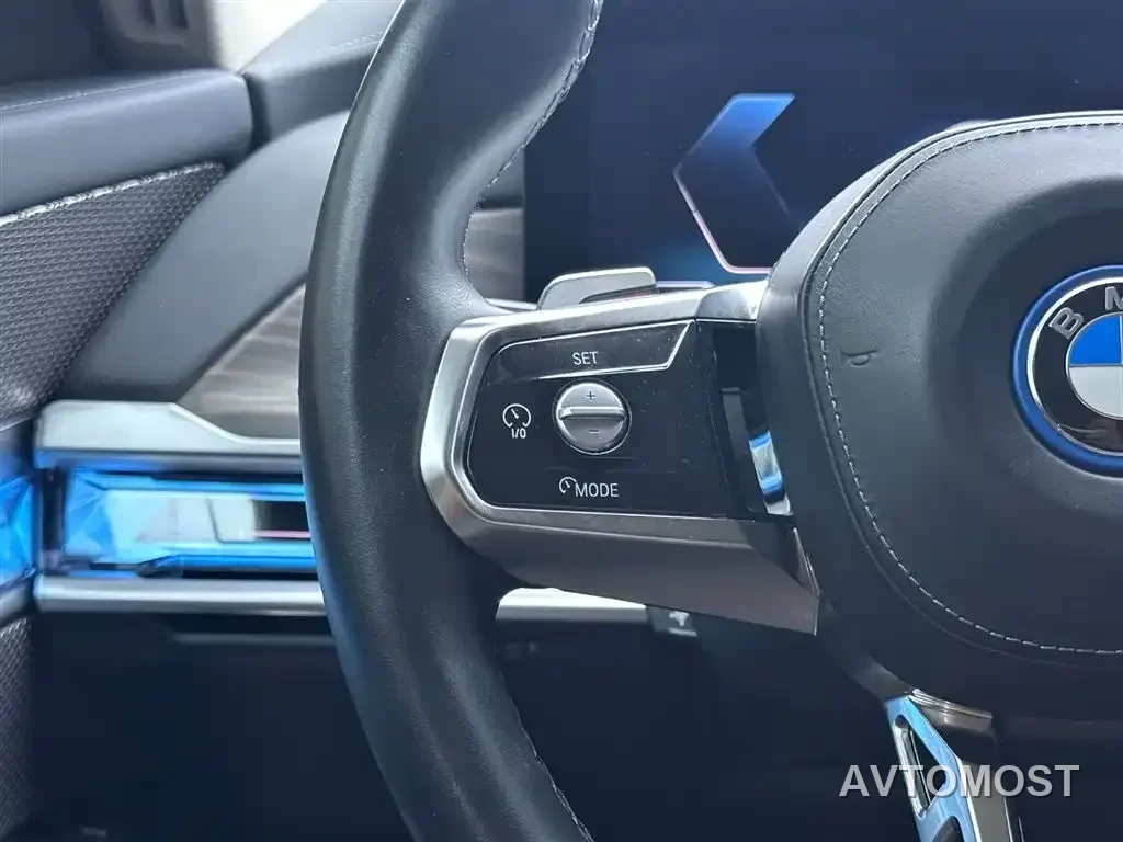 BMW i7 2023 eDrive50L Leading M Sport Package — фото 14