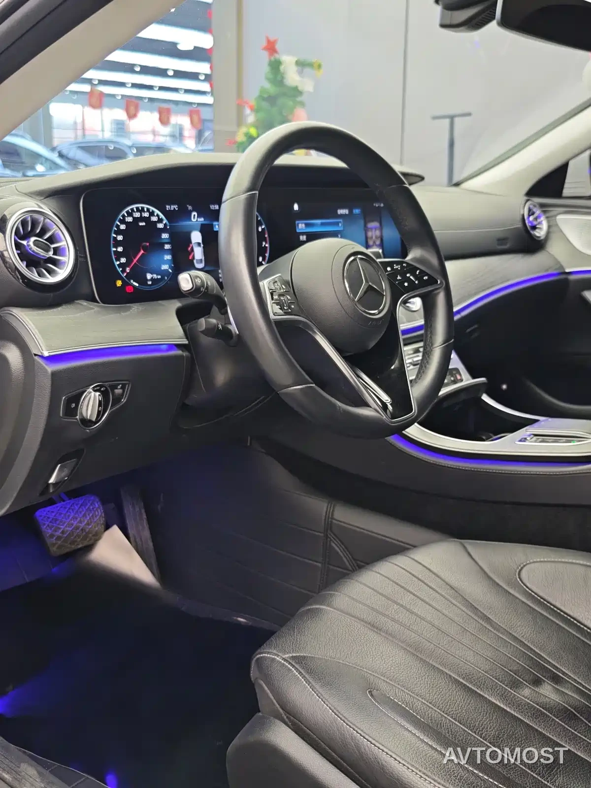 Mercedes-Benz CLS 2022 CLS 300 Dynamic — фото 4