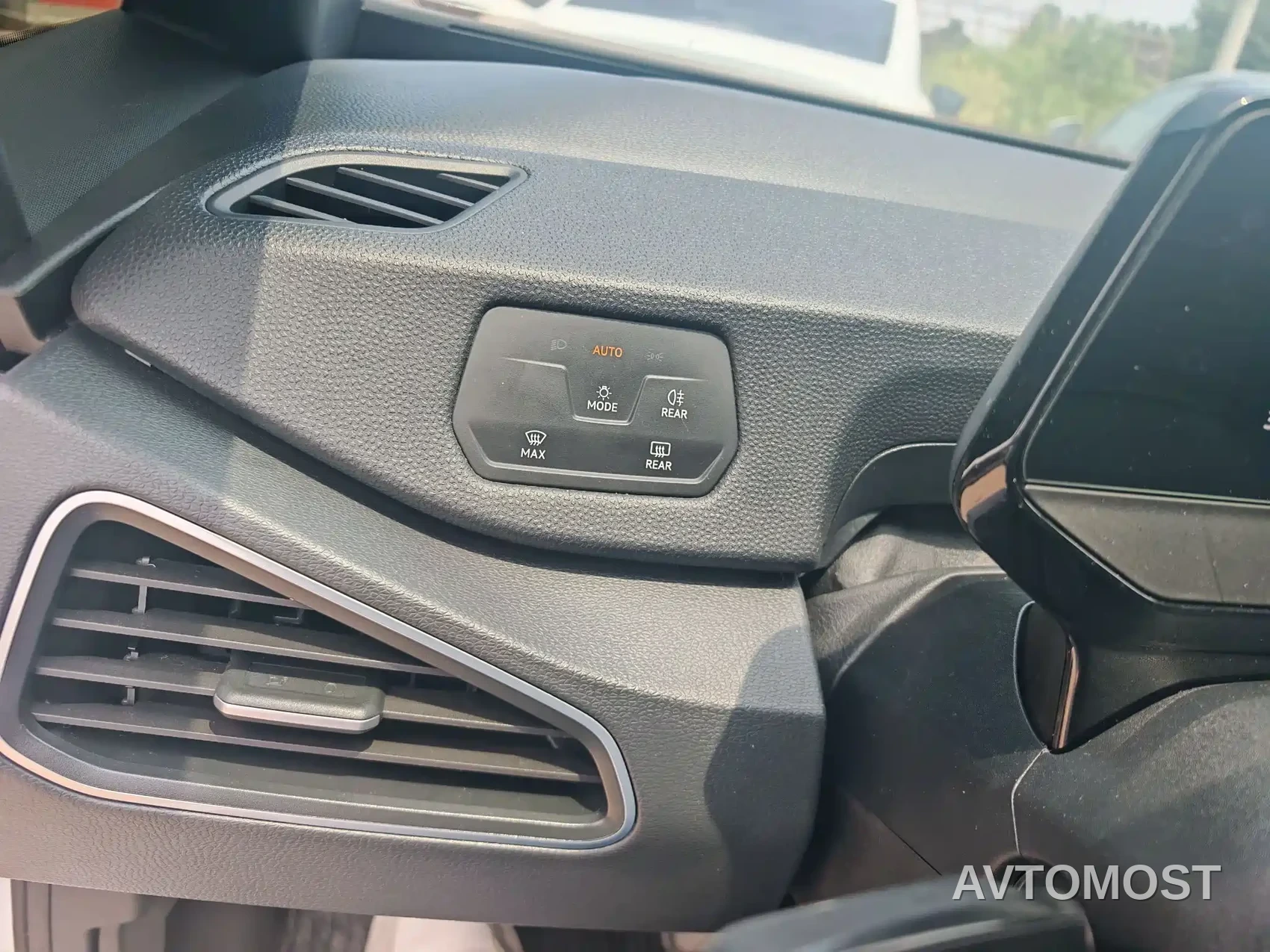 Volkswagen ID.3 2023 Upgraded Pure Intelligence Edition — фото 15