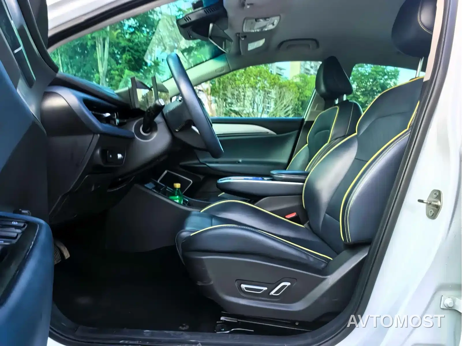 Geely Geometry G6 2024 500KM Premium — фото 11