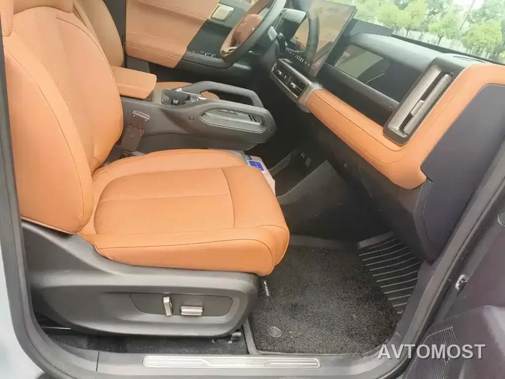Chery Fengyun Storm X3L 2025 Model 2WD High Spec — фото 12
