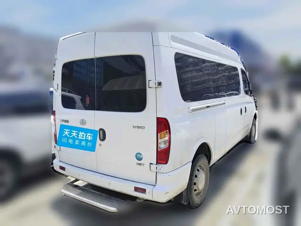 SAIC Maxus Xintu V80 2021 2.0T AMT Classic Aoyuntong 139PS Medium Wheelbase Medium Roof 6/7/8/9 Seater — фото 5