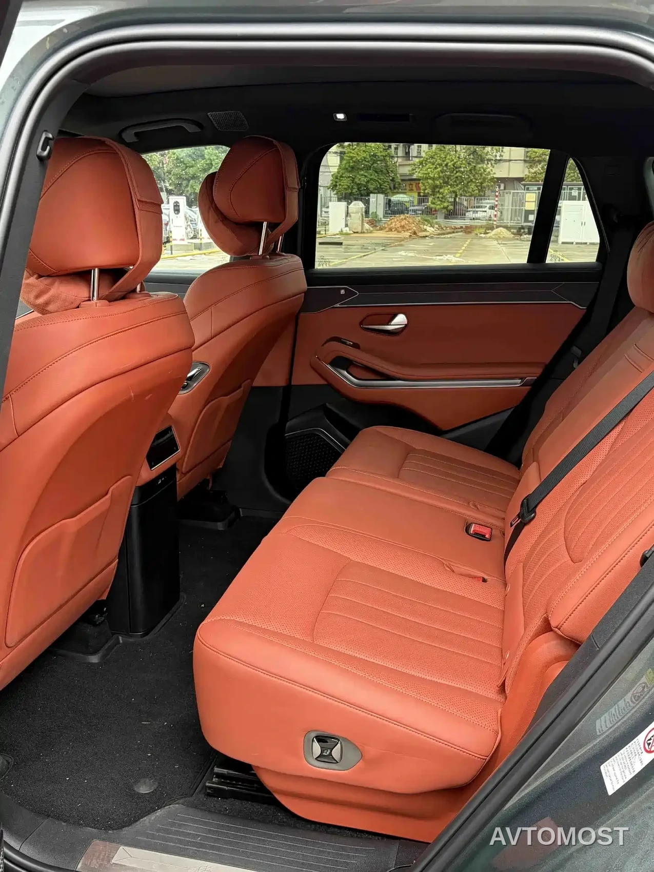BYD Tang L 2025 DM 175KM Drone Player Edition — фото 10