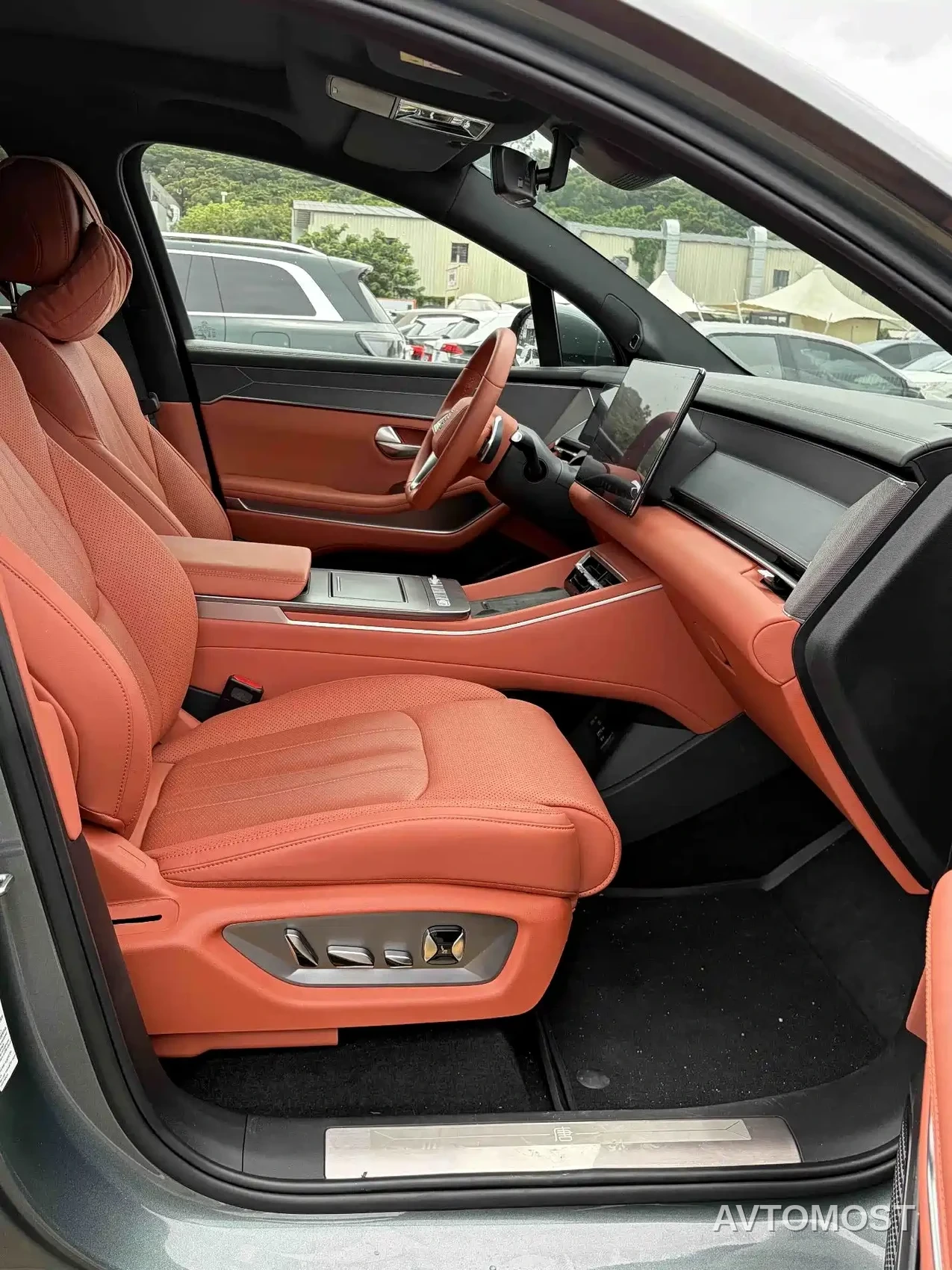 BYD Tang L 2025 DM 175KM Drone Player Edition — фото 13
