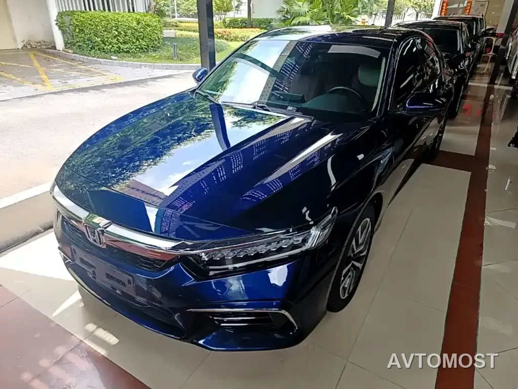 Honda Inspire 2019 Sharp Hybrid 2.0L Pure Elegance China VI — фото 1
