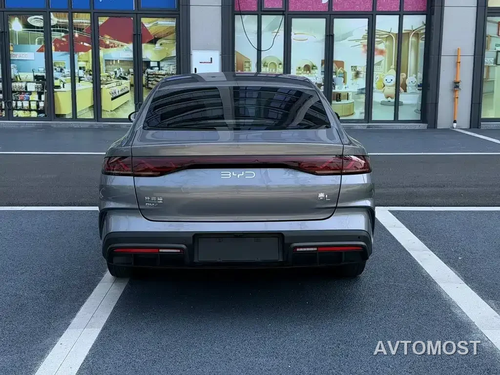 BYD Qin L 2024 DM-i 80KM Leading Edition — фото 1