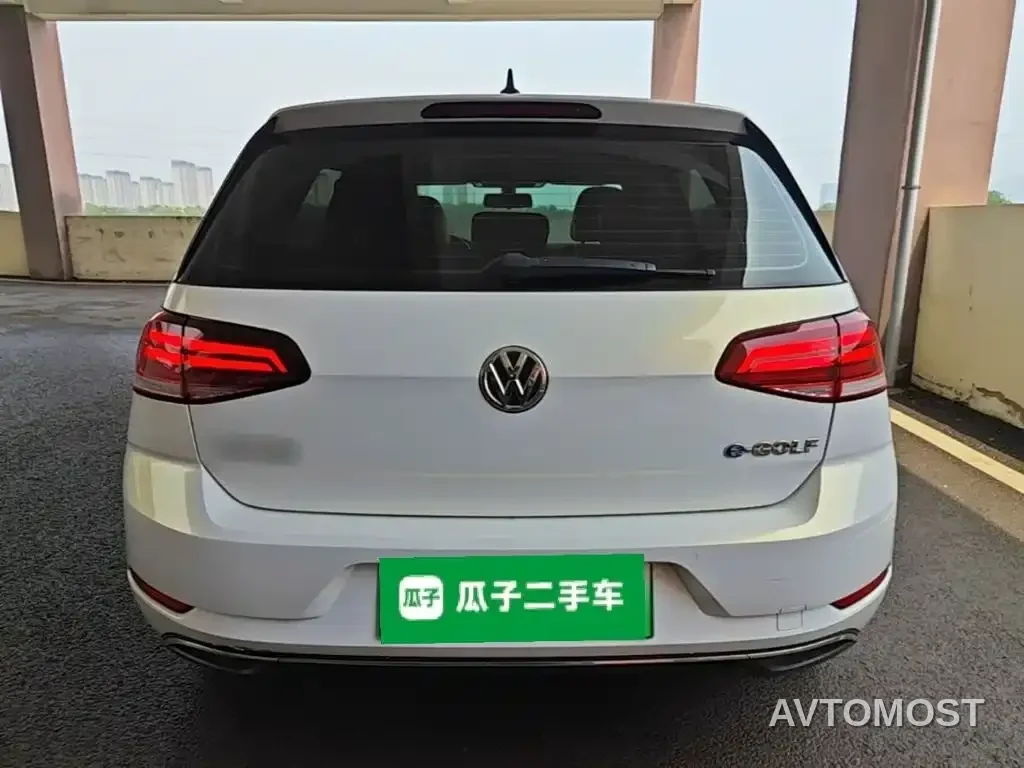 Volkswagen Golf Electric 2020 Chi — фото 1