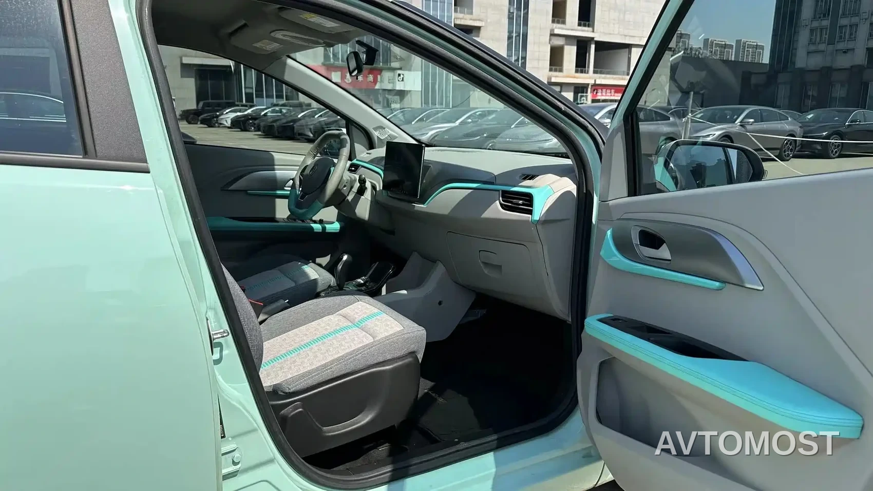 JMCG New Energy Yizhi EV3 2023 Youth Edition 320KM Luxury — фото 11