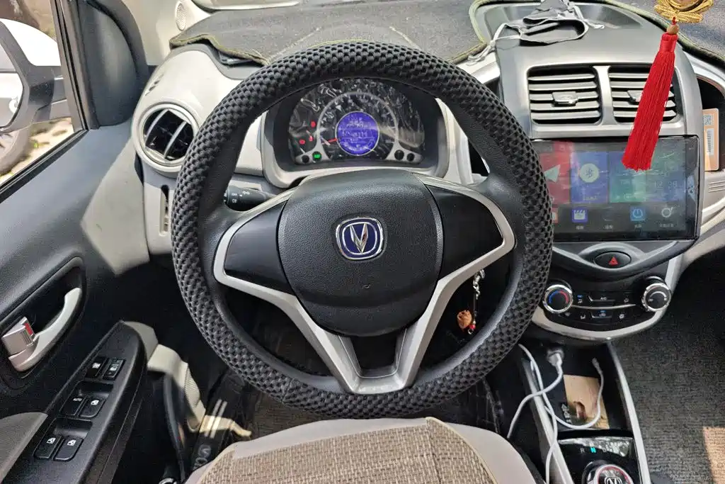 Changan Benben E-Star 2021 National Edition Heartjoy LFP (31.86kWh) — фото 15