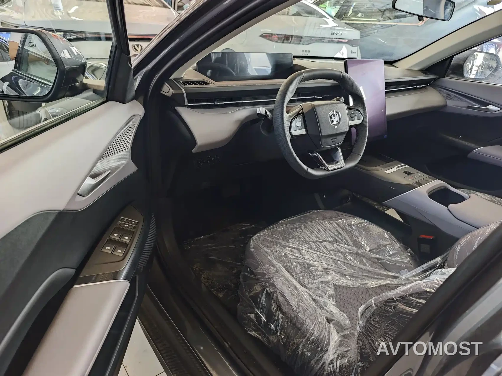 Changan Eado PHEV 2025 Smart New Blue Whale 145KM Battleship Edition — фото 5
