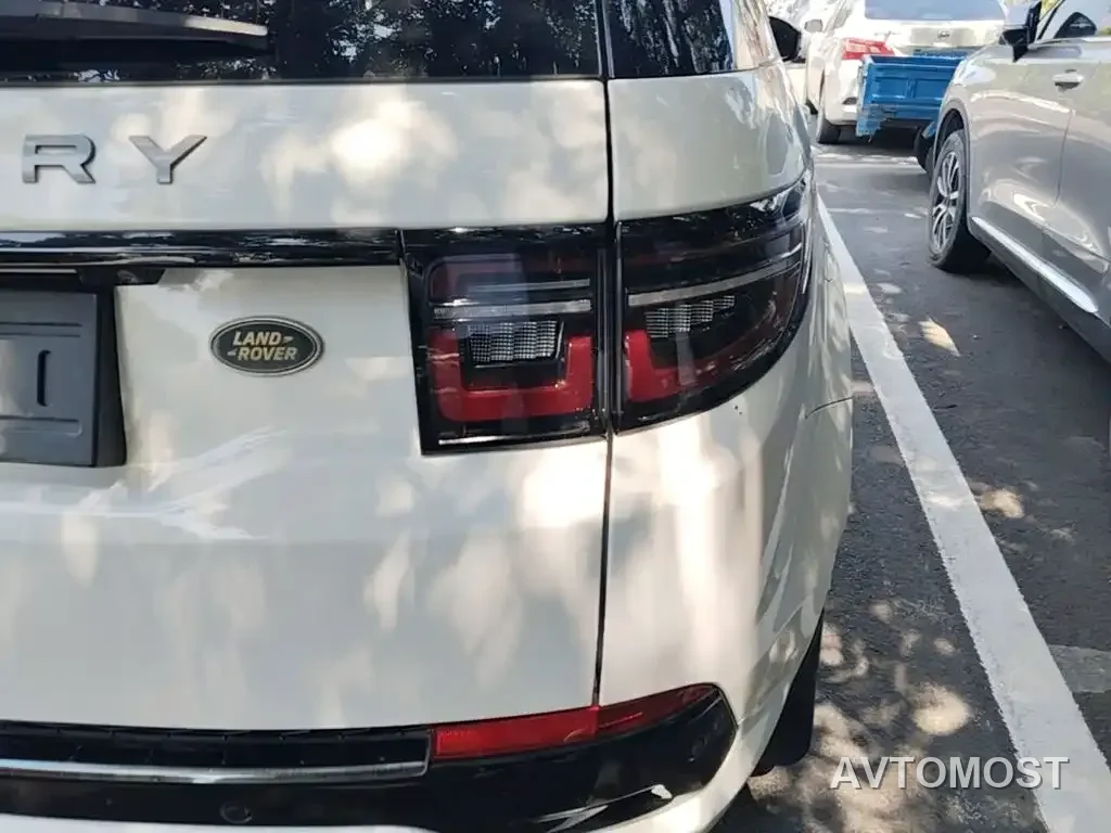 Land Rover Discovery Sport 2020 249PS R-Dynamic Performance Tech 7-seater — фото 8