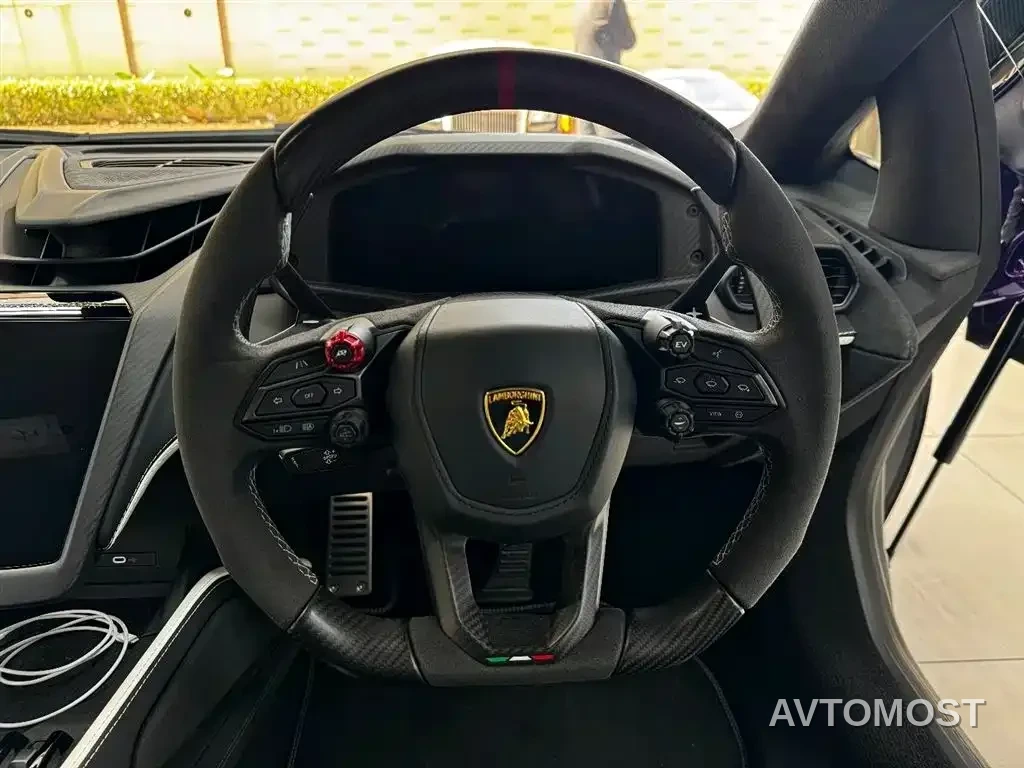 Lamborghini Revuelto 2023 6.5L PHEV Standard — фото 11