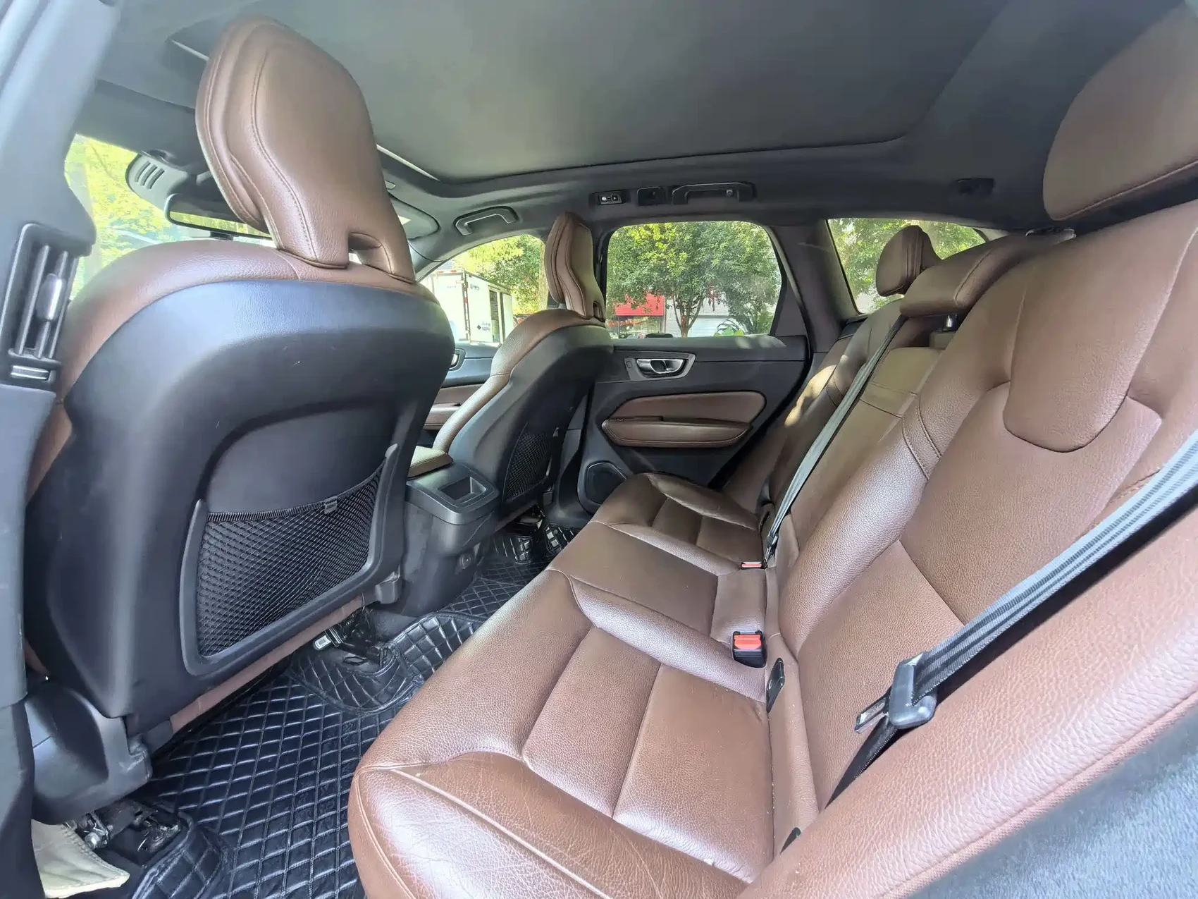 Volvo XC60 2021 T5 AWD R-Design — фото 6