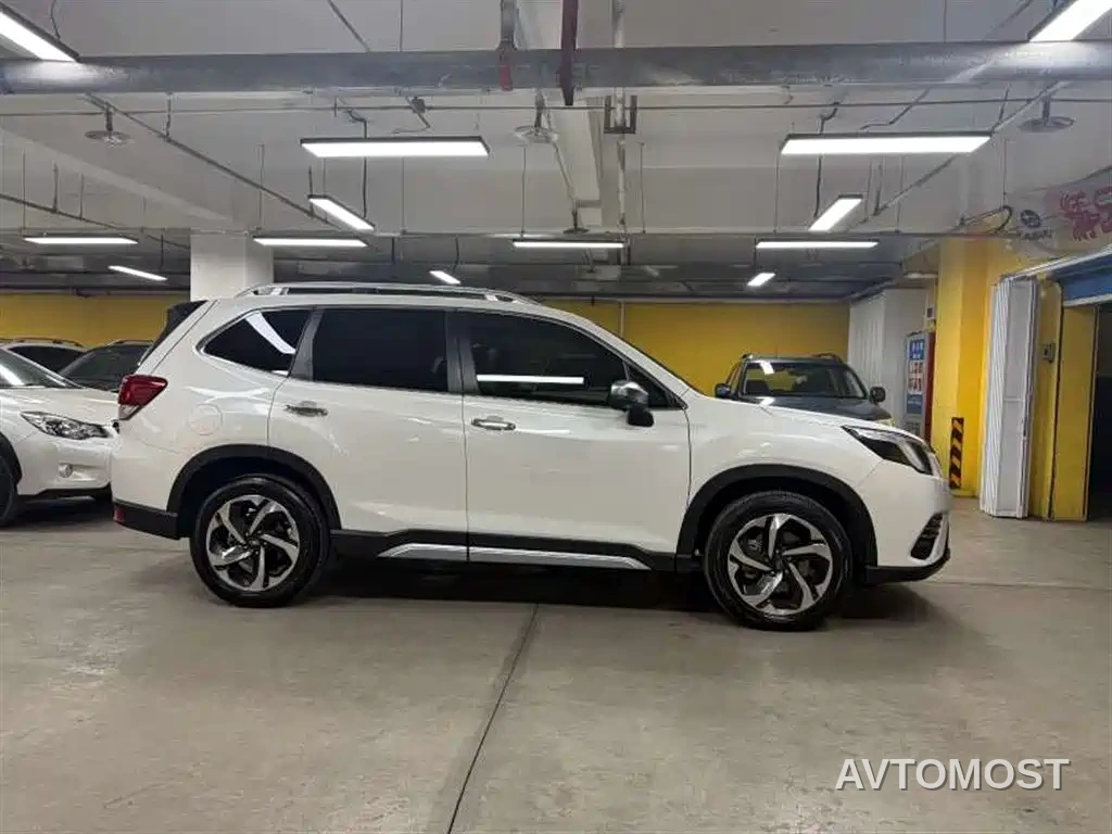 Subaru Forester 2024 2.5i AWD Flagship EyeSight — фото 5