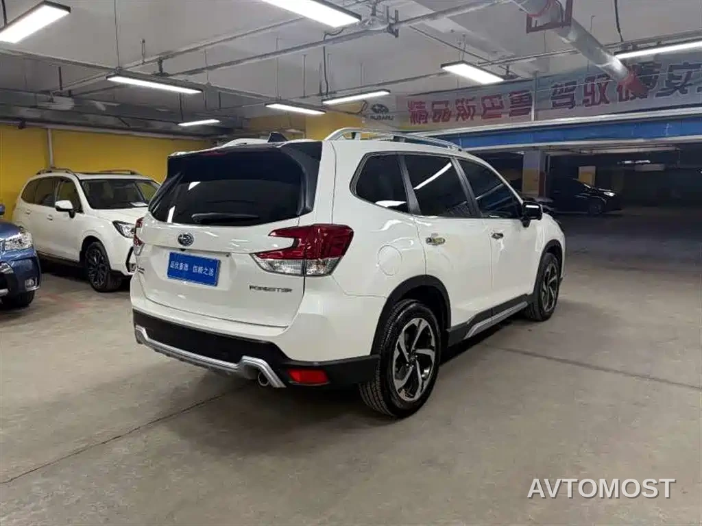 Subaru Forester 2024 2.5i AWD Flagship EyeSight — фото 8