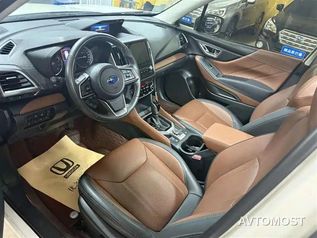 Subaru Forester 2024 2.5i AWD Flagship EyeSight — фото 9