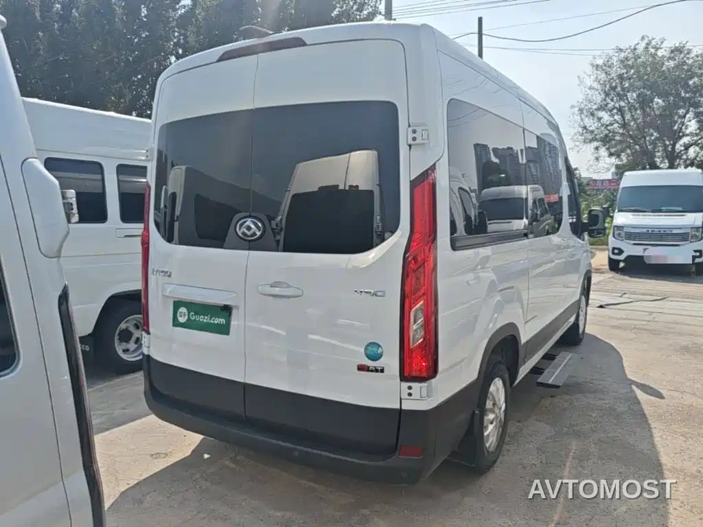 SAIC Maxus Xintu V90 2024 Zhijie 2.0T Automatic FWD Long Wheelbase High Roof Single Rear Tire 6/7-Seater — фото 4