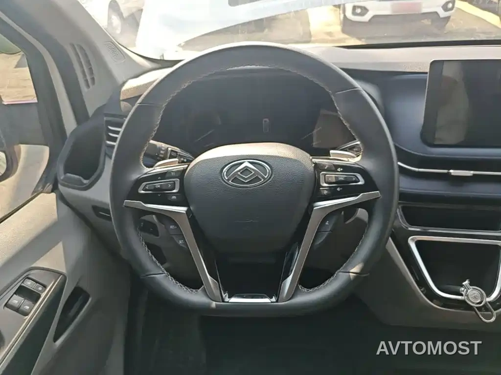 SAIC Maxus Xintu V90 2024 Zhijie 2.0T Automatic FWD Long Wheelbase High Roof Single Rear Tire 6/7-Seater — фото 7