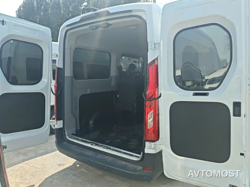 SAIC Maxus Xintu V90 2024 Zhijie 2.0T Automatic FWD Long Wheelbase High Roof Single Rear Tire 6/7-Seater — фото 14