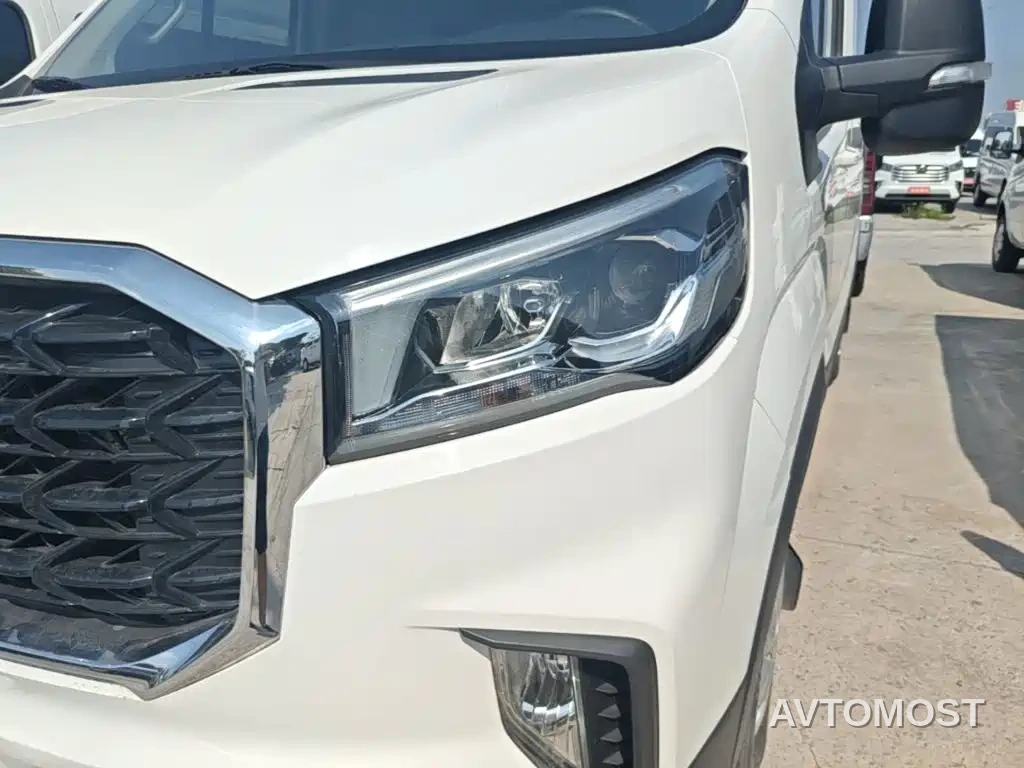 SAIC Maxus Xintu V90 2024 Zhijie 2.0T Automatic FWD Long Wheelbase High Roof Single Rear Tire 6/7-Seater — фото 17