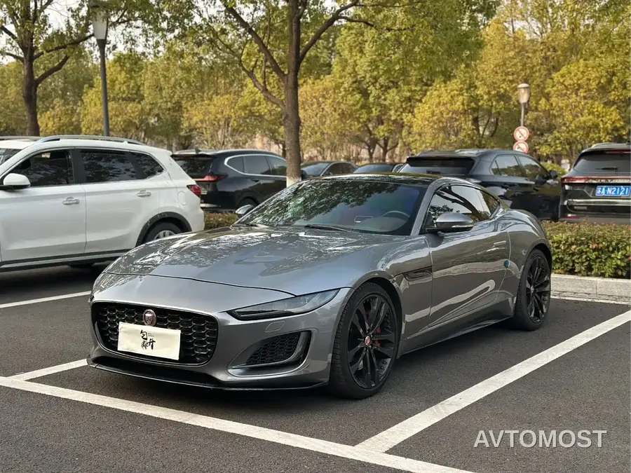 Jaguar F-TYPE 2022 P300 Hardtop R-DYNAMIC BLACK