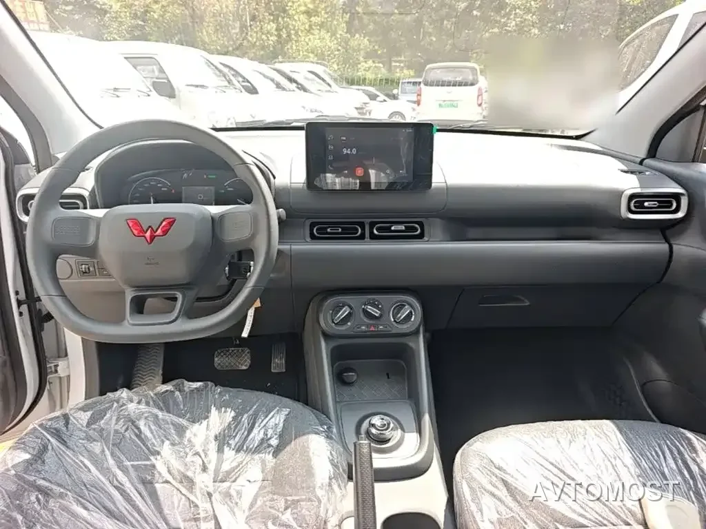 Wuling Hongguang New Energy 2025 Model Range Extender Hybrid 50KM Standard — фото 10