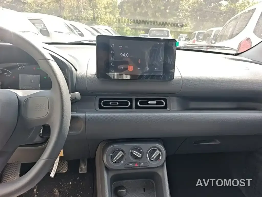 Wuling Hongguang New Energy 2025 Model Range Extender Hybrid 50KM Standard — фото 12