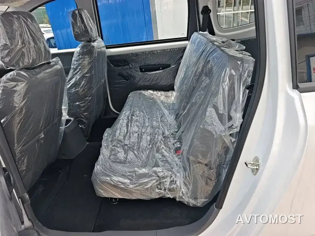 Wuling Hongguang New Energy 2025 Model Range Extender Hybrid 50KM Standard — фото 16