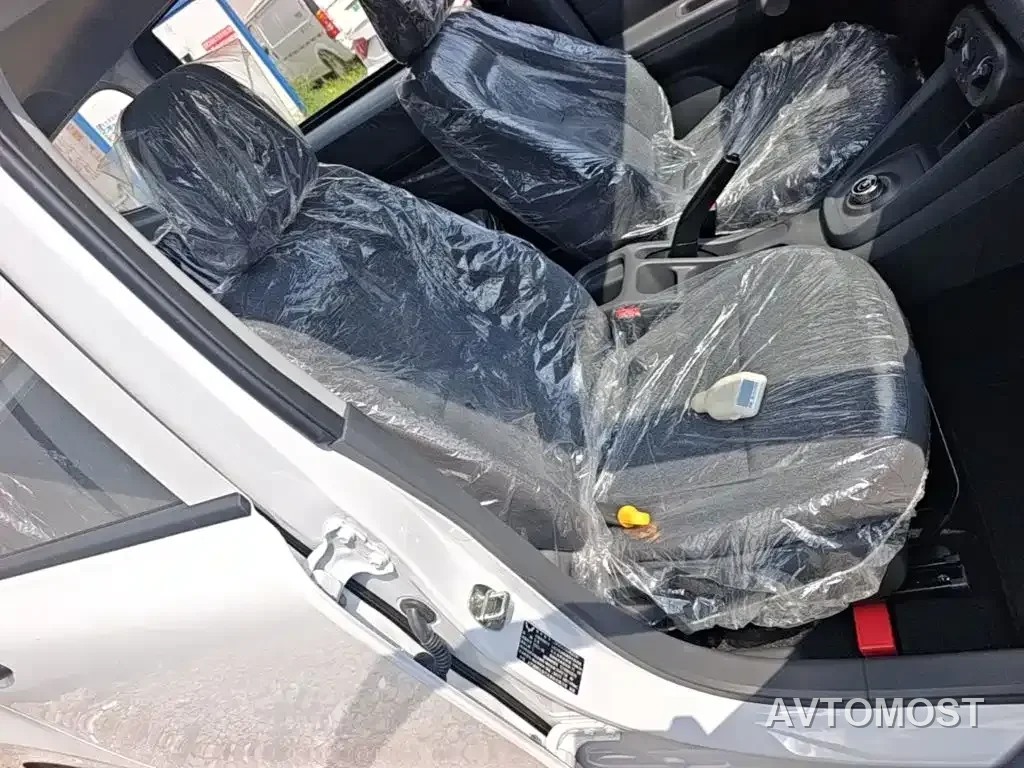 Wuling Hongguang New Energy 2025 Model Range Extender Hybrid 50KM Standard — фото 24