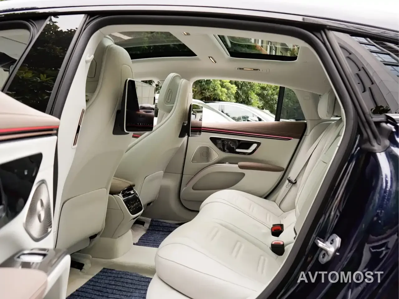 Mercedes-Benz EQS AMG 2022 AMG EQS 53 4MATIC+ — фото 12