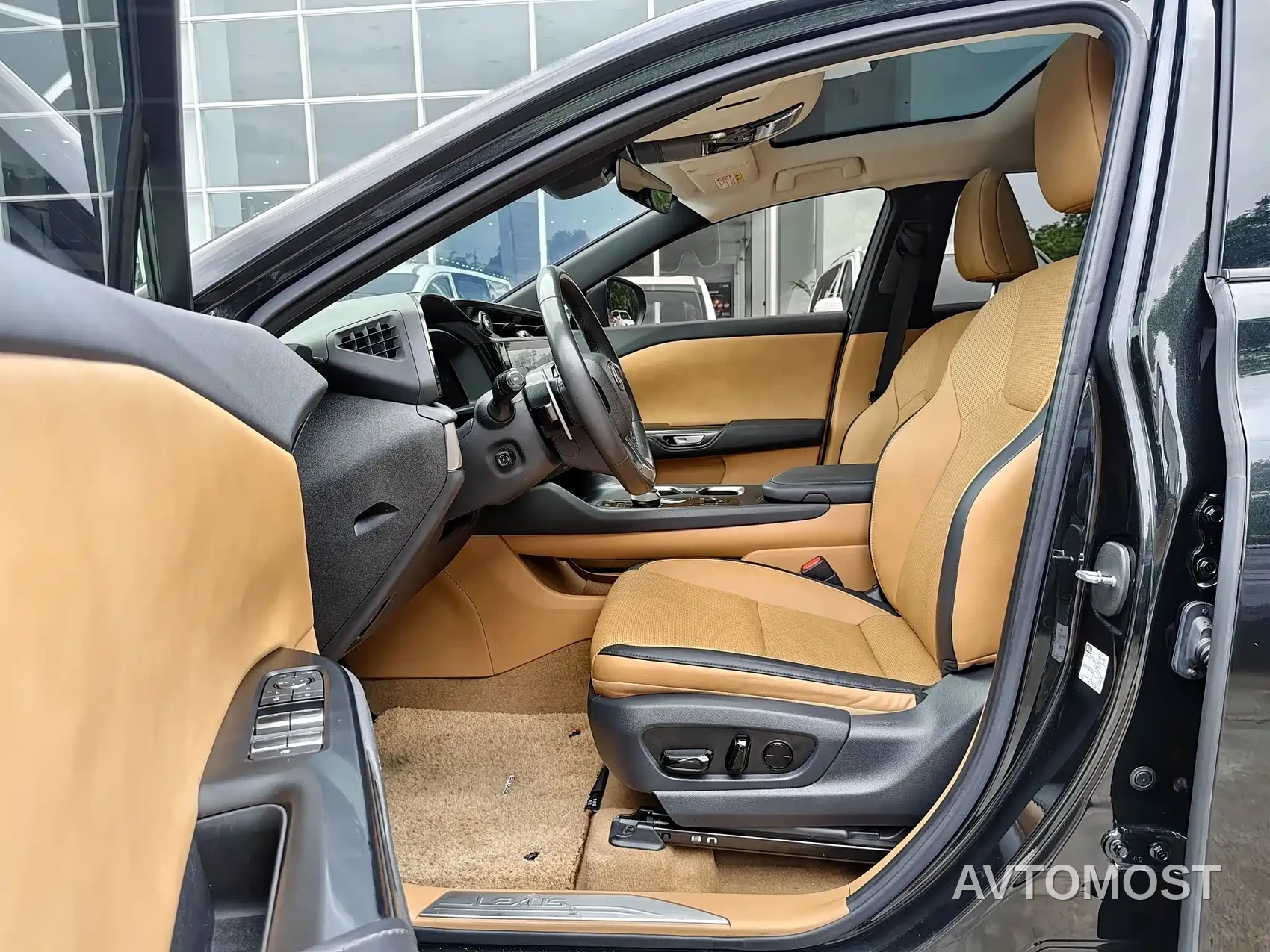 Lexus RZ 2023 450e 4WD Deluxe — фото 14