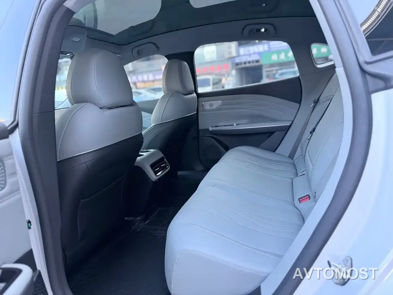 Geely Galaxy E8 2024 550km RWD PRO — фото 8