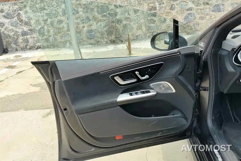 Mercedes-Benz EQE AMG 2023 AMG EQE 53 4MATIC+ — фото 2
