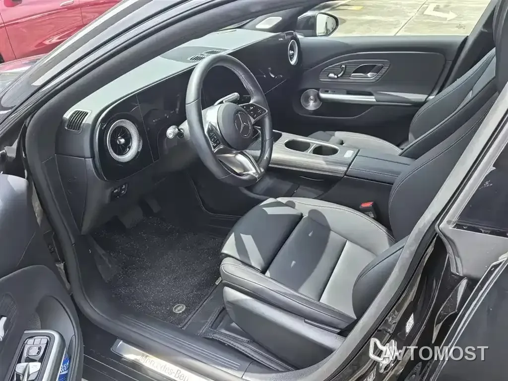Mercedes-Benz CLA New Energy 2025 300L Fashion — фото 5