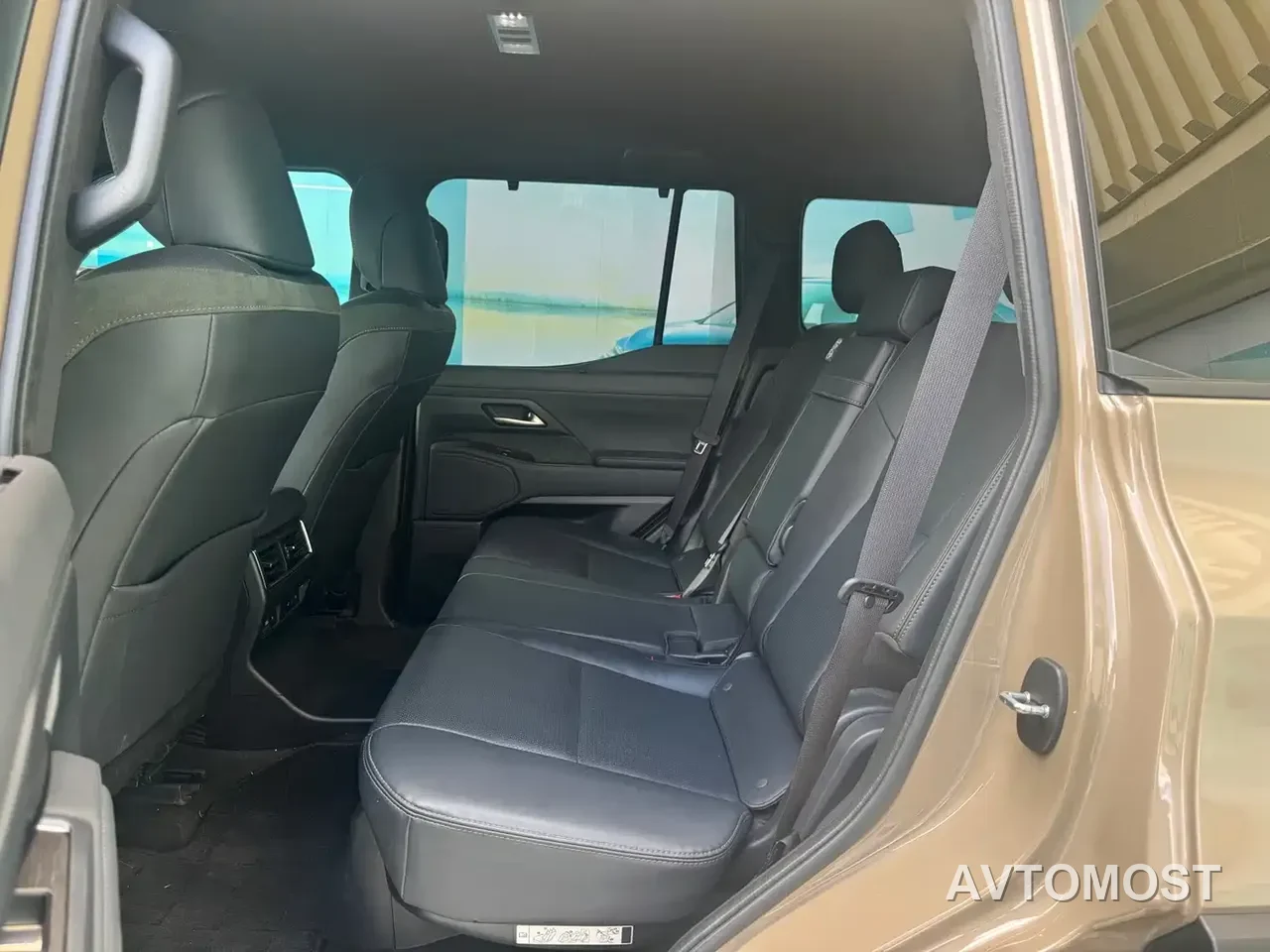 Lexus GX 2024 OVERTRAIL Summit Edition — фото 4