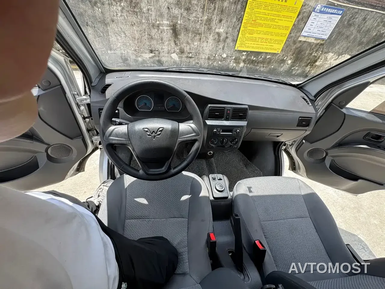 Wuling EV50 2021 Van Logistics Vehicle with Lishen 41.6kWh Liuji Electronic Control — фото 12