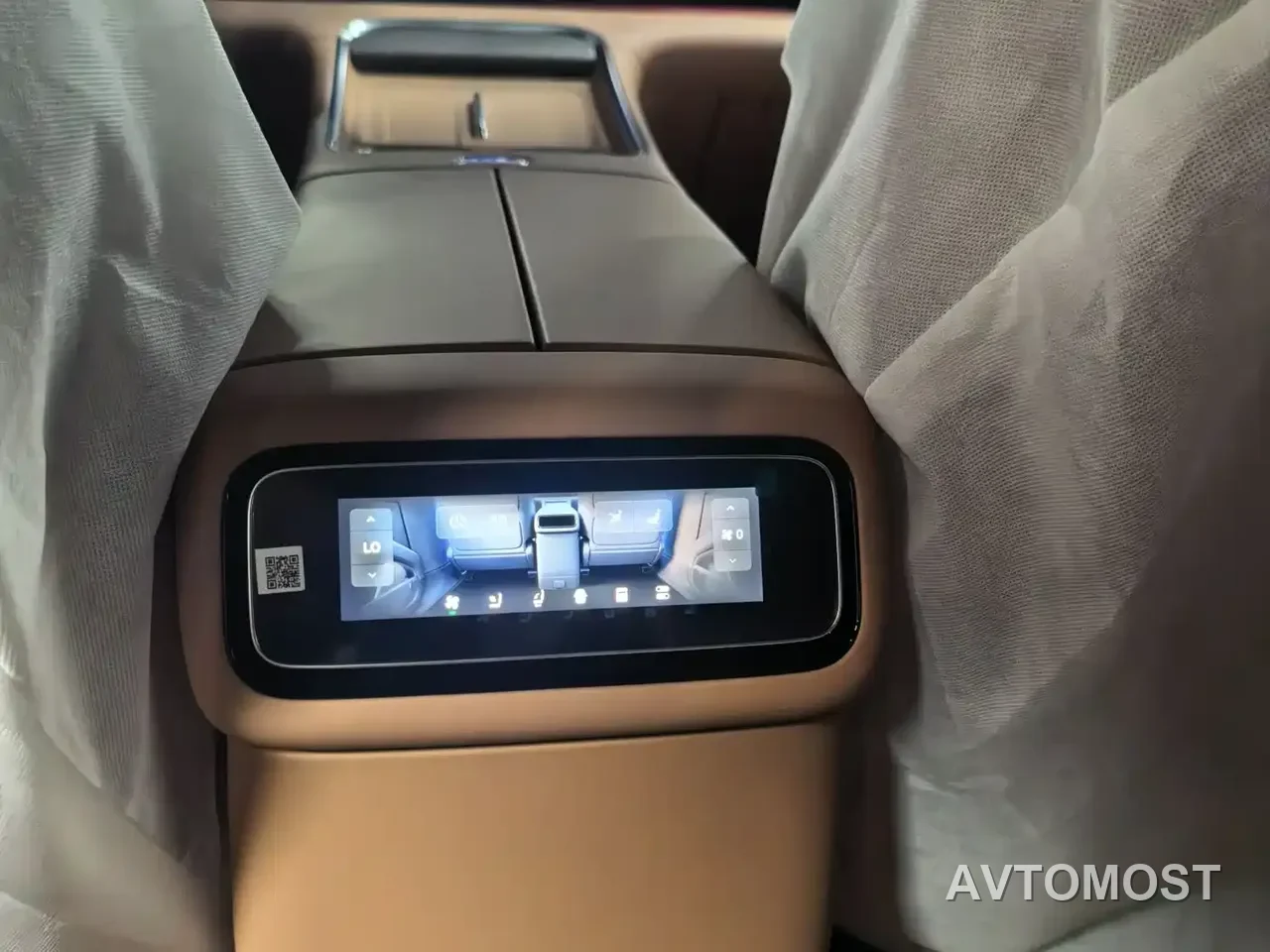 Leapmotor D Series 2026 Model Extended Range 80.3kWh 7-Seater — фото 10