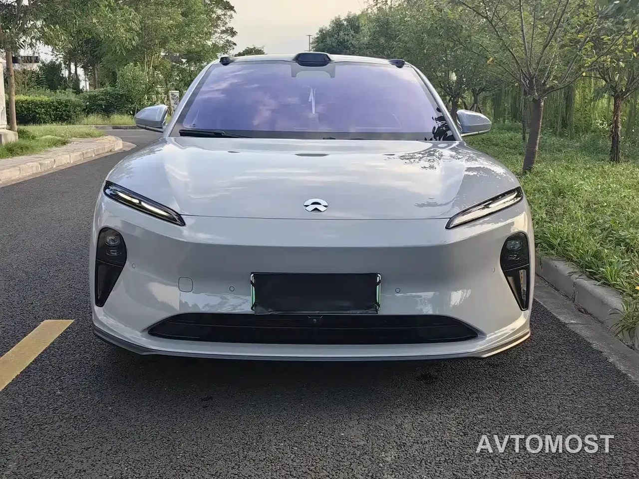 NIO ET5T 2024 75kWh Touring — фото 2