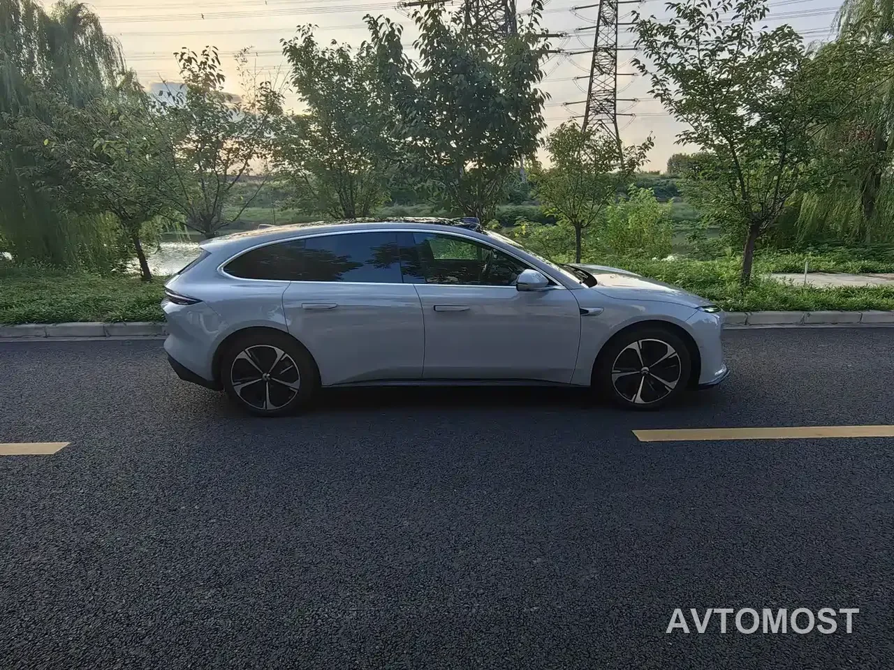 NIO ET5T 2024 75kWh Touring — фото 5