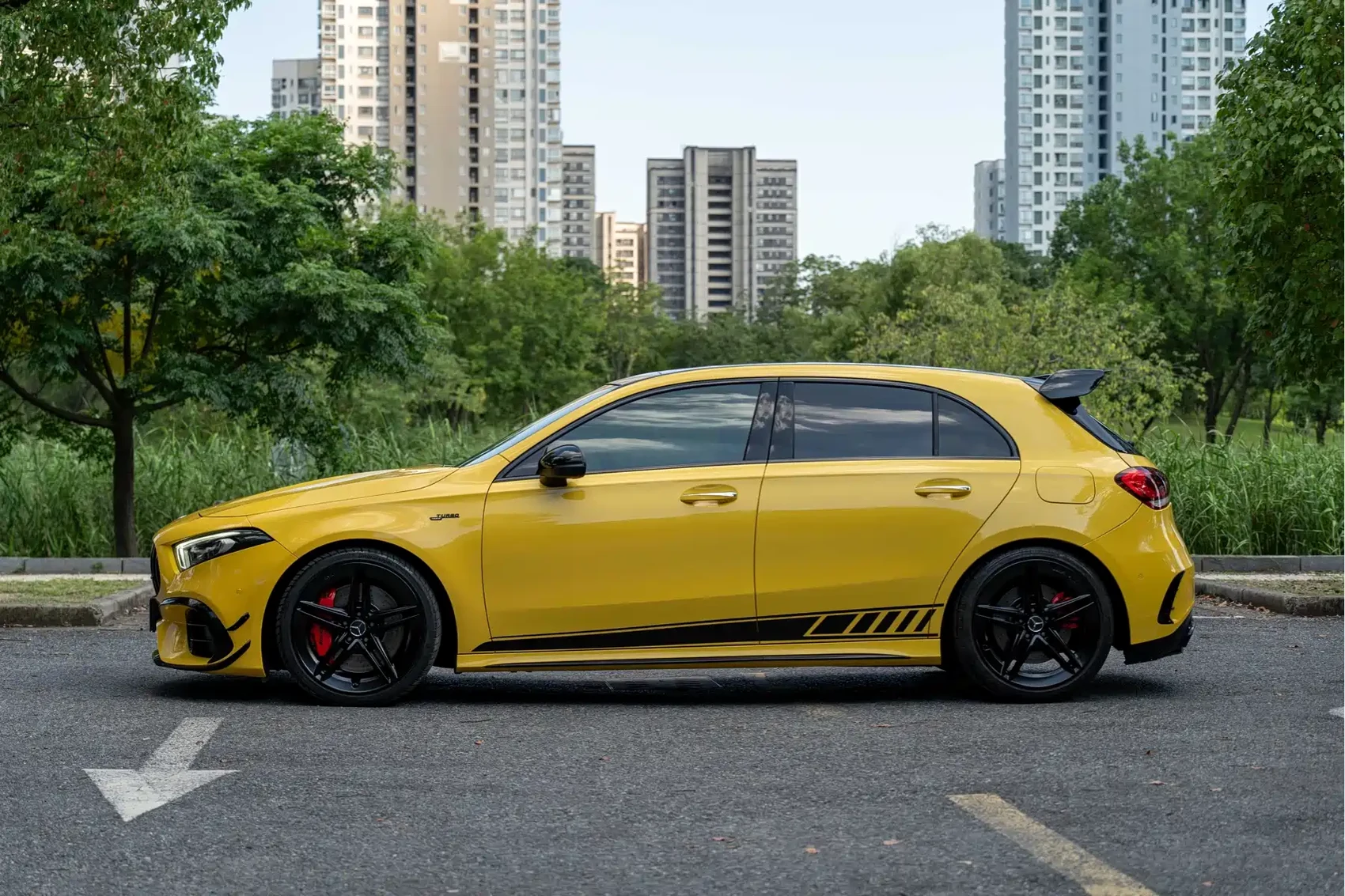Mercedes-Benz A-Class AMG (Import) 2020 Facelift AMG A 45 S 4MATIC+ Pioneer Special Edition — фото 3