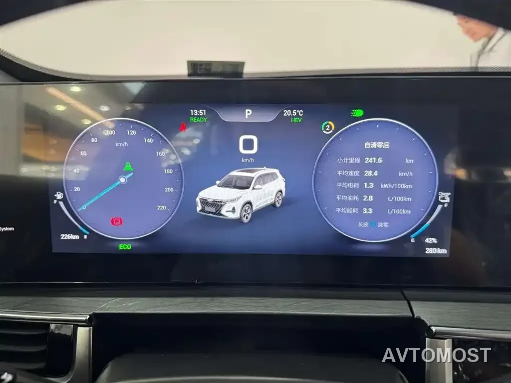 Chery Tiggo 8 PRO EV 2025 Champion 1.5T 100km Premium — фото 9