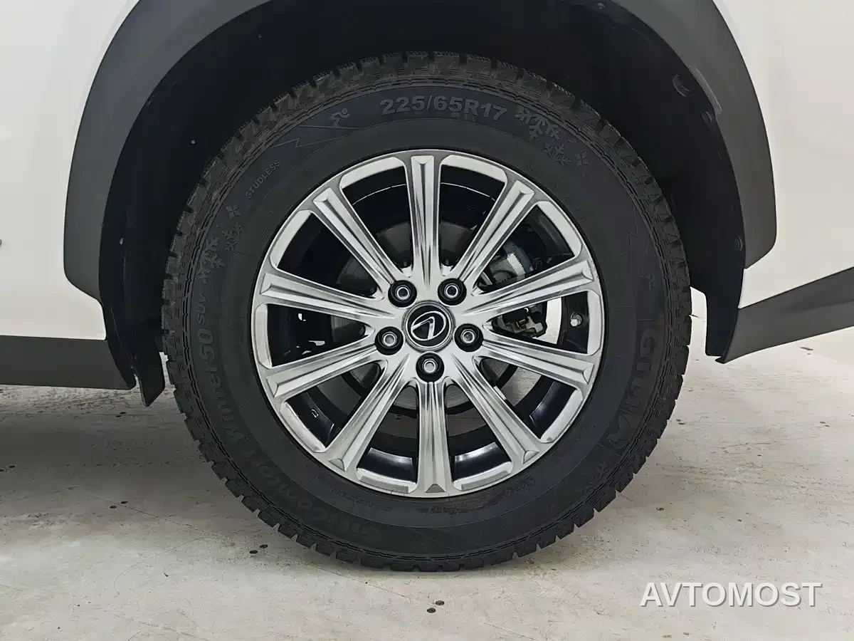 Lexus NX 2020 300h FWD F Sport China VI — фото 16