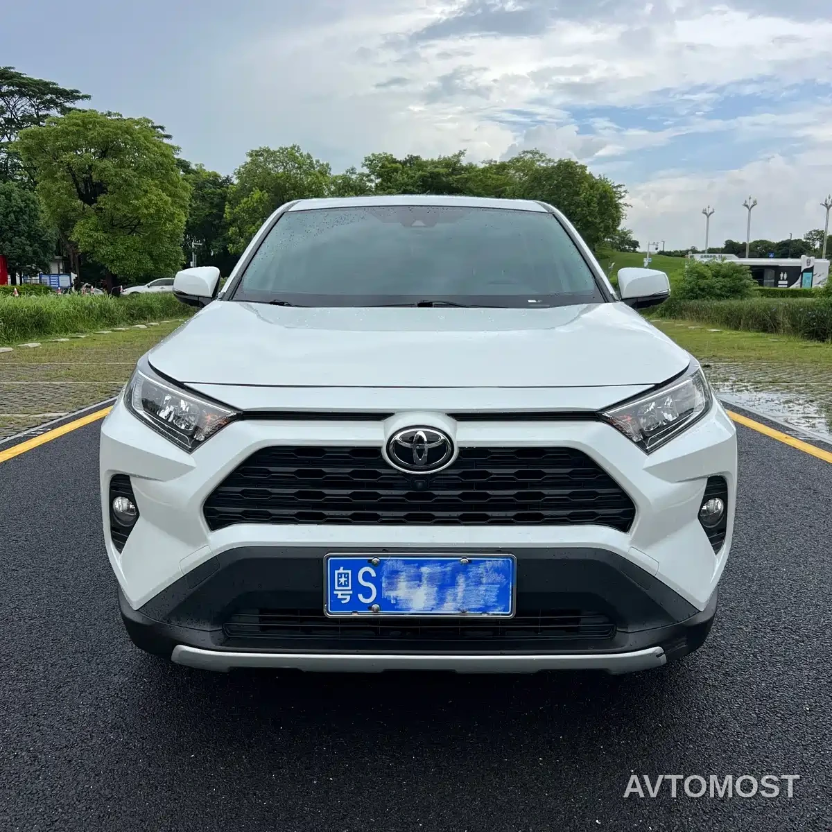 Toyota RAV4 Rongfang 2022 2.0L CVT 2WD Trend Edition — фото 1