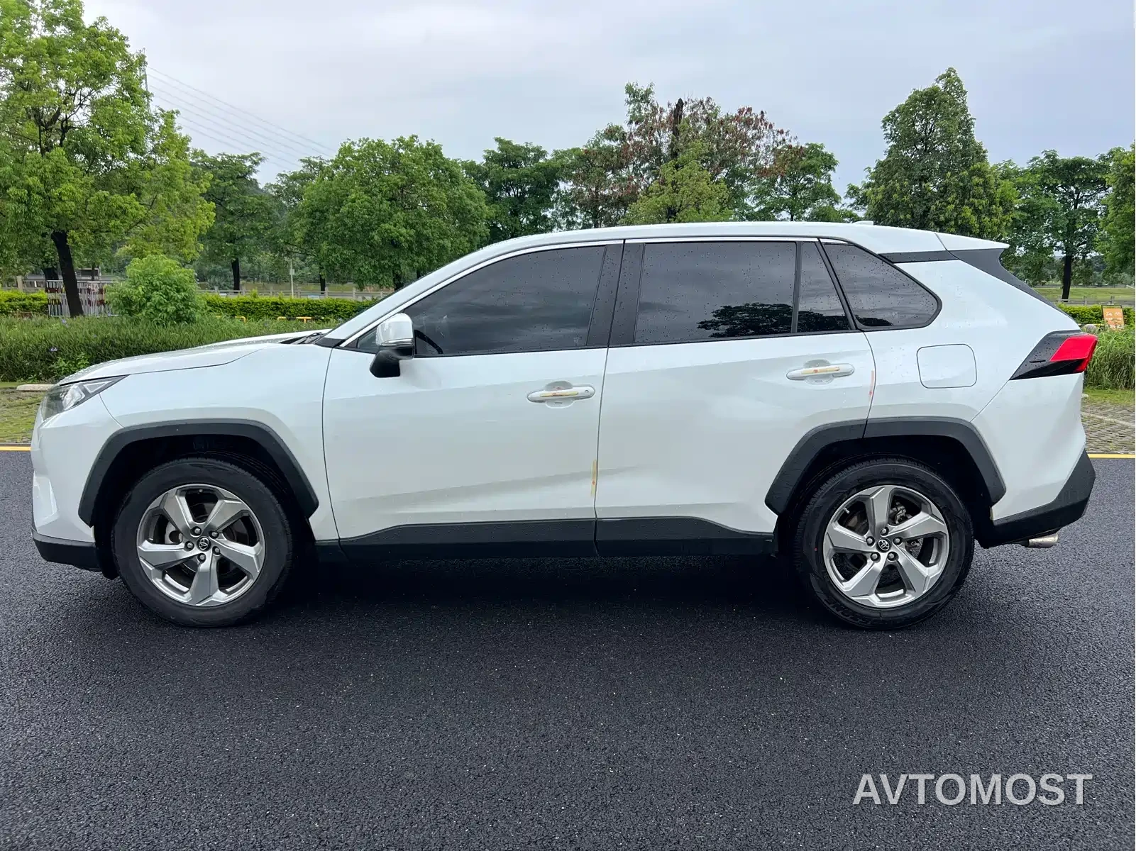 Toyota RAV4 Rongfang 2022 2.0L CVT 2WD Trend Edition — фото 4