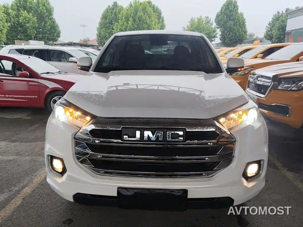 Jiangling Yuhu 7 2022 2.0T Manual Diesel 2WD Comfort Standard Wheelbase — фото 3