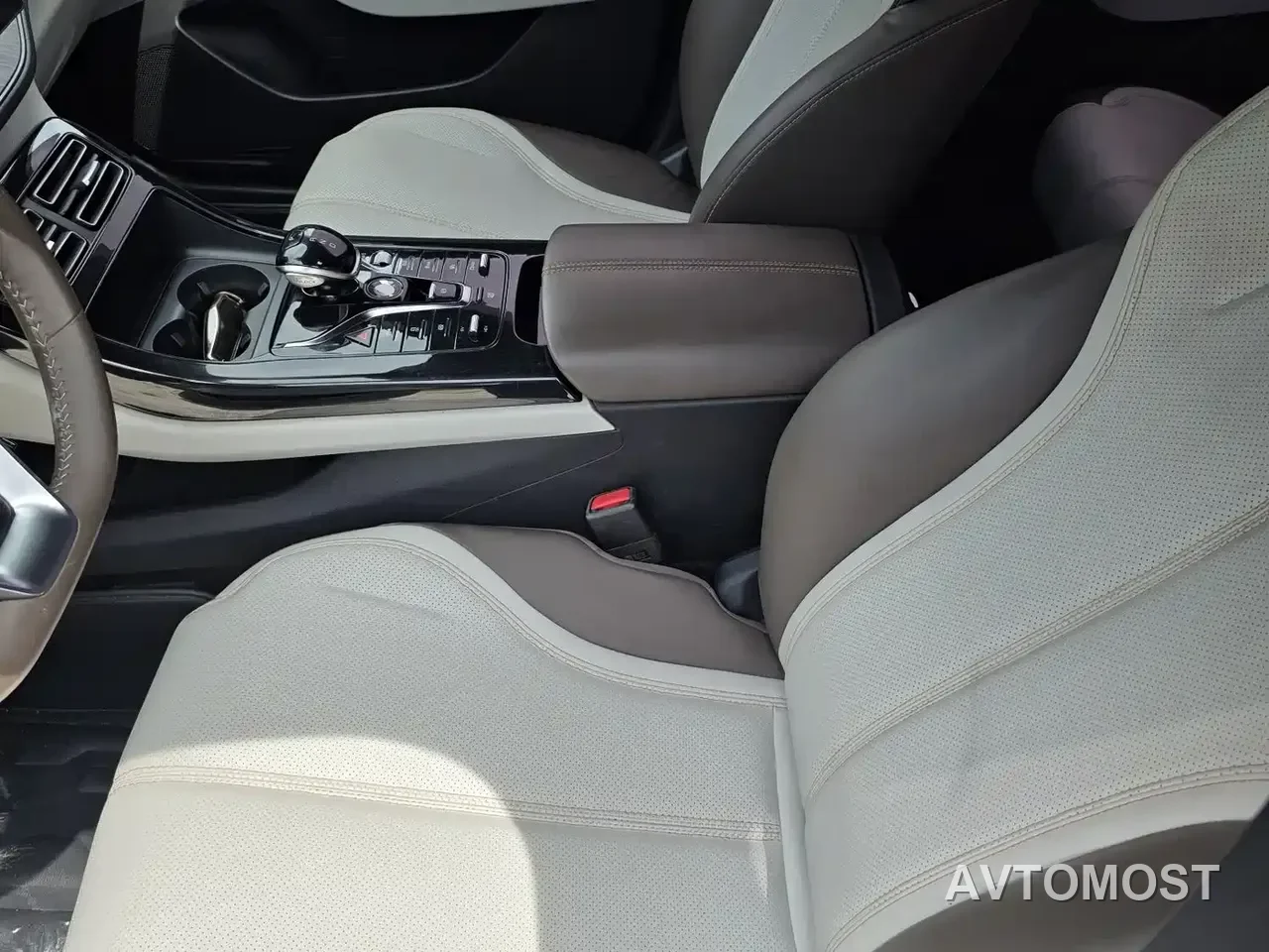 BYD Qin PLUS 2023 Champion Edition DM-i 55KM Leading — фото 10