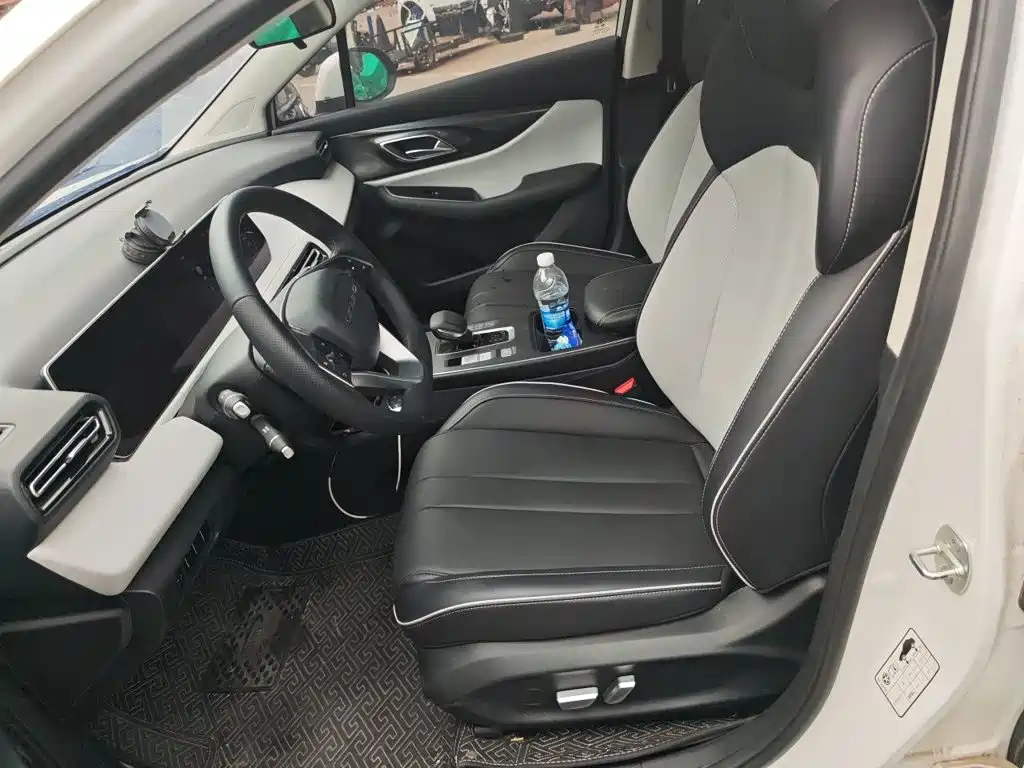 BAIC Beijing EU5 PLUS 2024 R500 Standard Travel Edition — фото 11