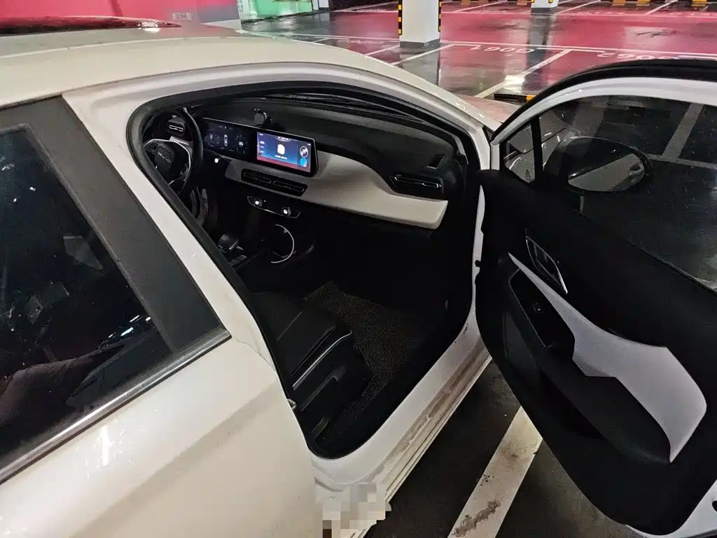 BAIC Beijing EU5 PLUS 2024 R500 Standard Travel Edition — фото 21
